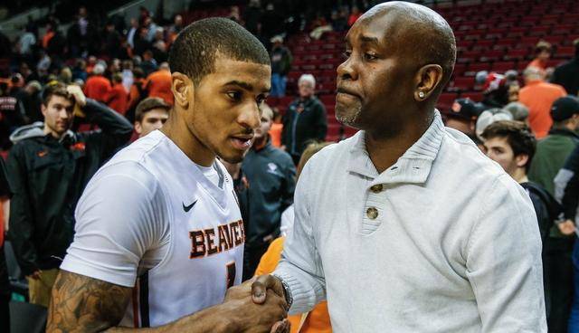 缺乏边路爆 缺乏边路爆