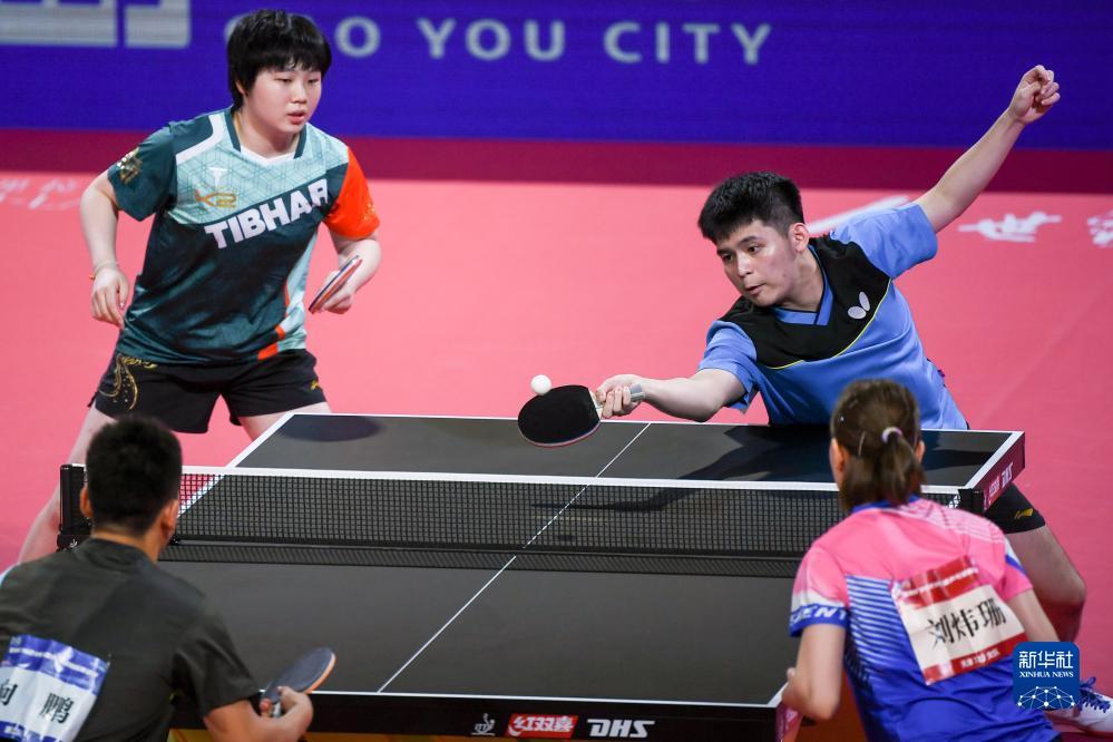 与凯恩的竞 与凯恩的竞