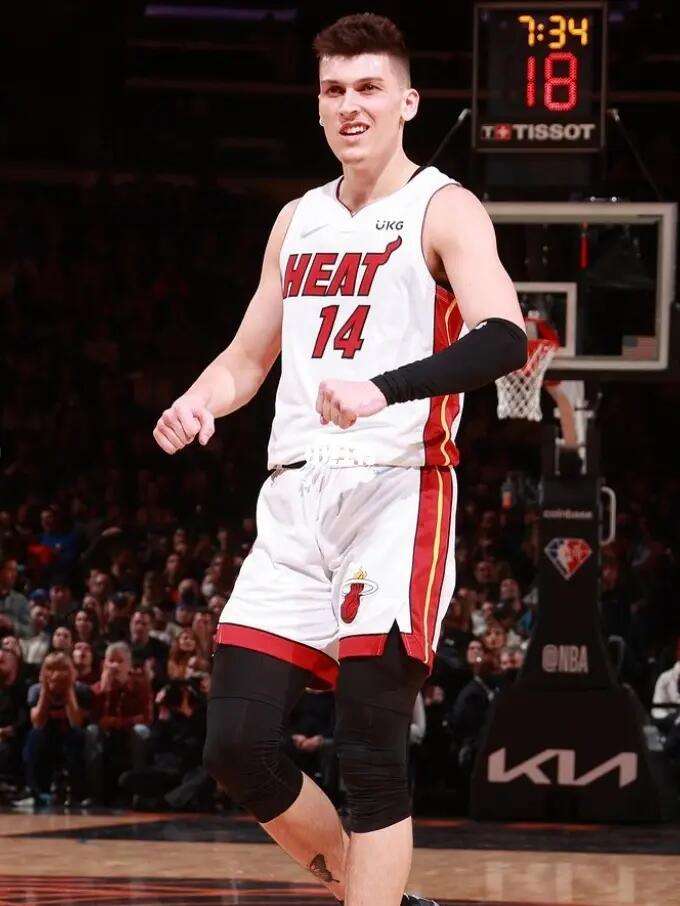 确定性和悬 确定性和悬