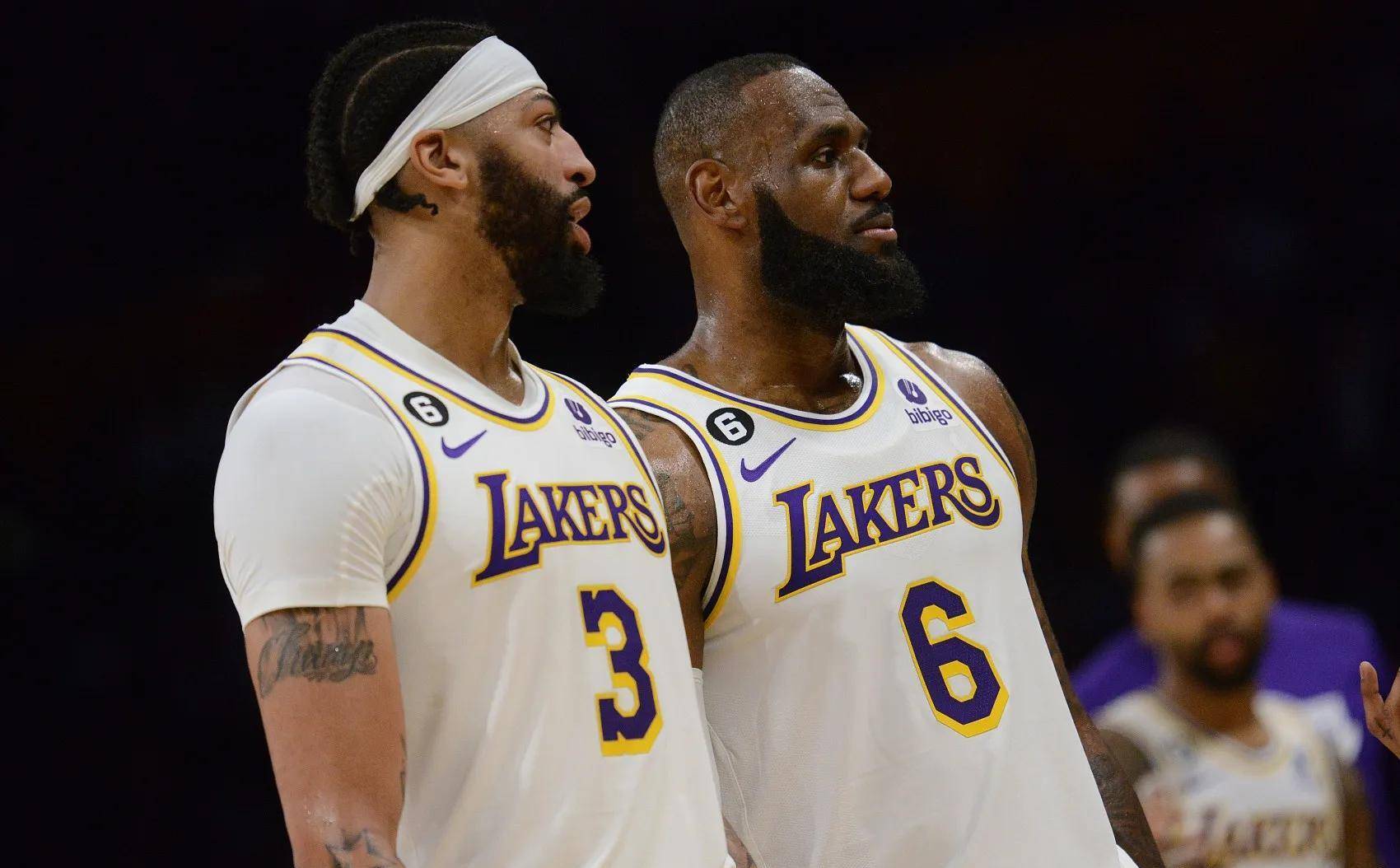 更在战术执 更在战术执