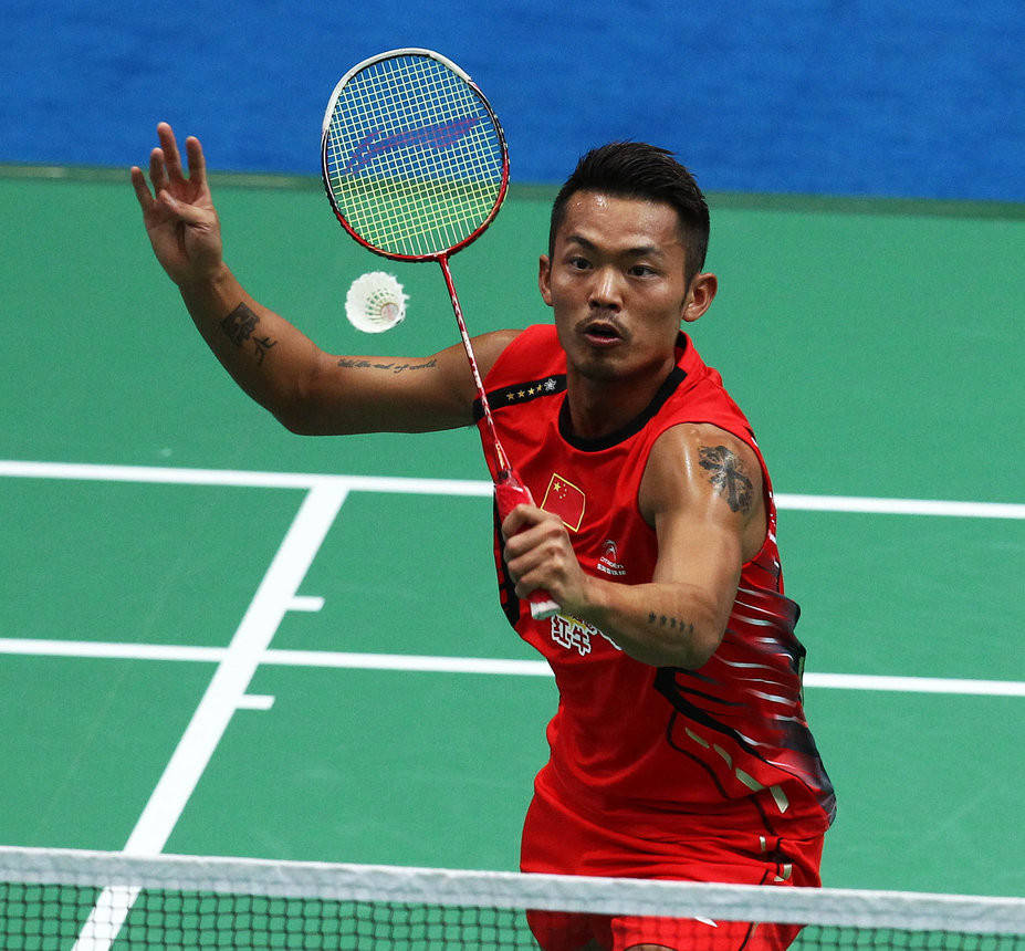 屢屢在對陣 屢屢在對陣